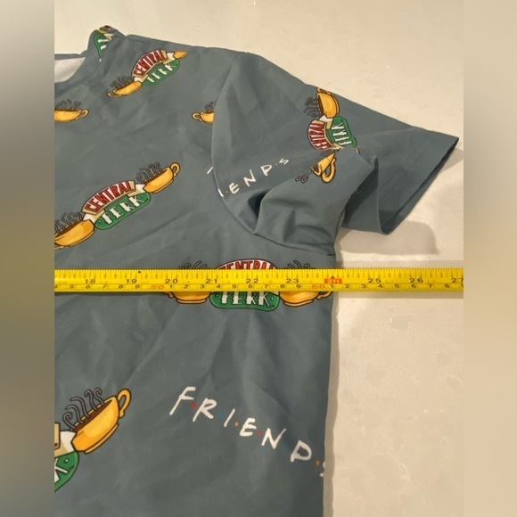 Sage Green Friends Central Perk Scrubs Women’s XL - Picture 8 of 9